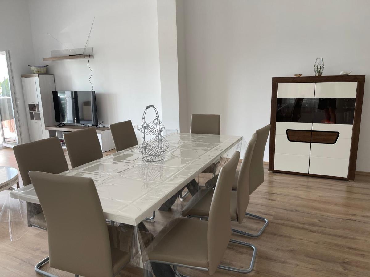 Apartmaji Meduza 2 Izola Εξωτερικό φωτογραφία