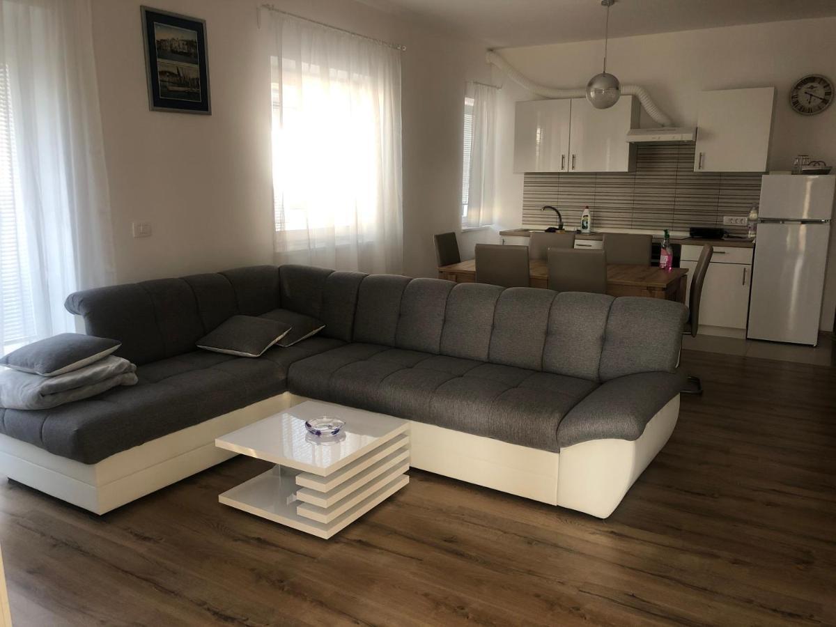 Apartmaji Meduza 2 Διαμέρισμα Izola Εξωτερικό φωτογραφία
