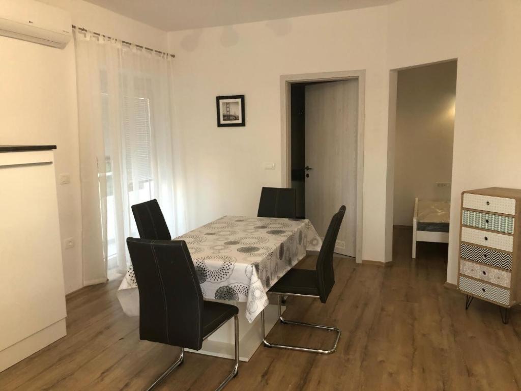 Apartmaji Meduza 2 Διαμέρισμα Izola Εξωτερικό φωτογραφία