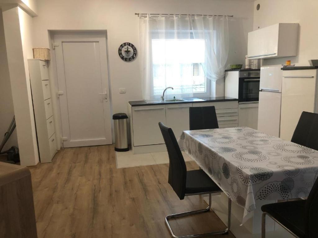 Apartmaji Meduza 2 Διαμέρισμα Izola Εξωτερικό φωτογραφία