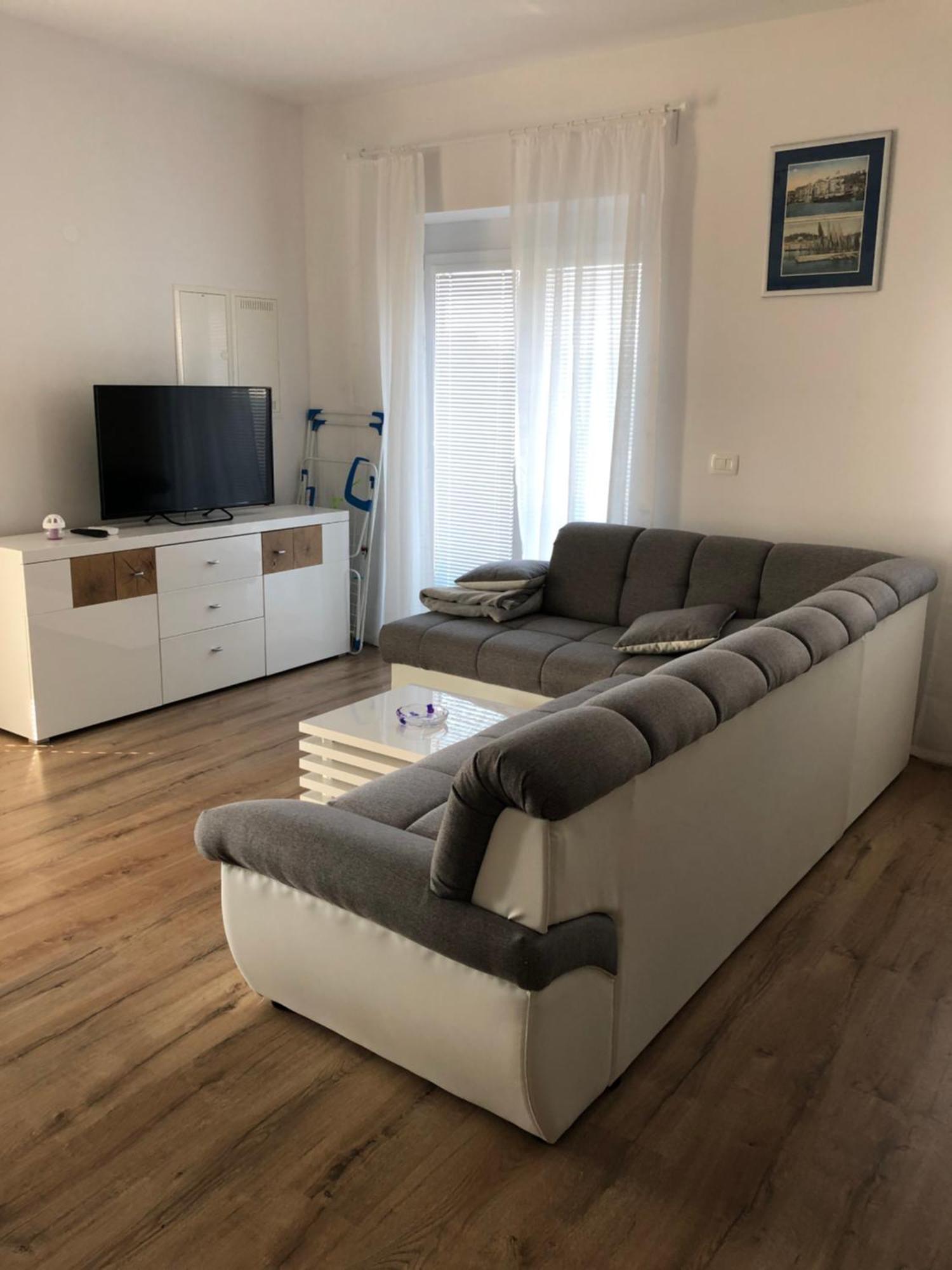 Apartmaji Meduza 2 Izola Εξωτερικό φωτογραφία